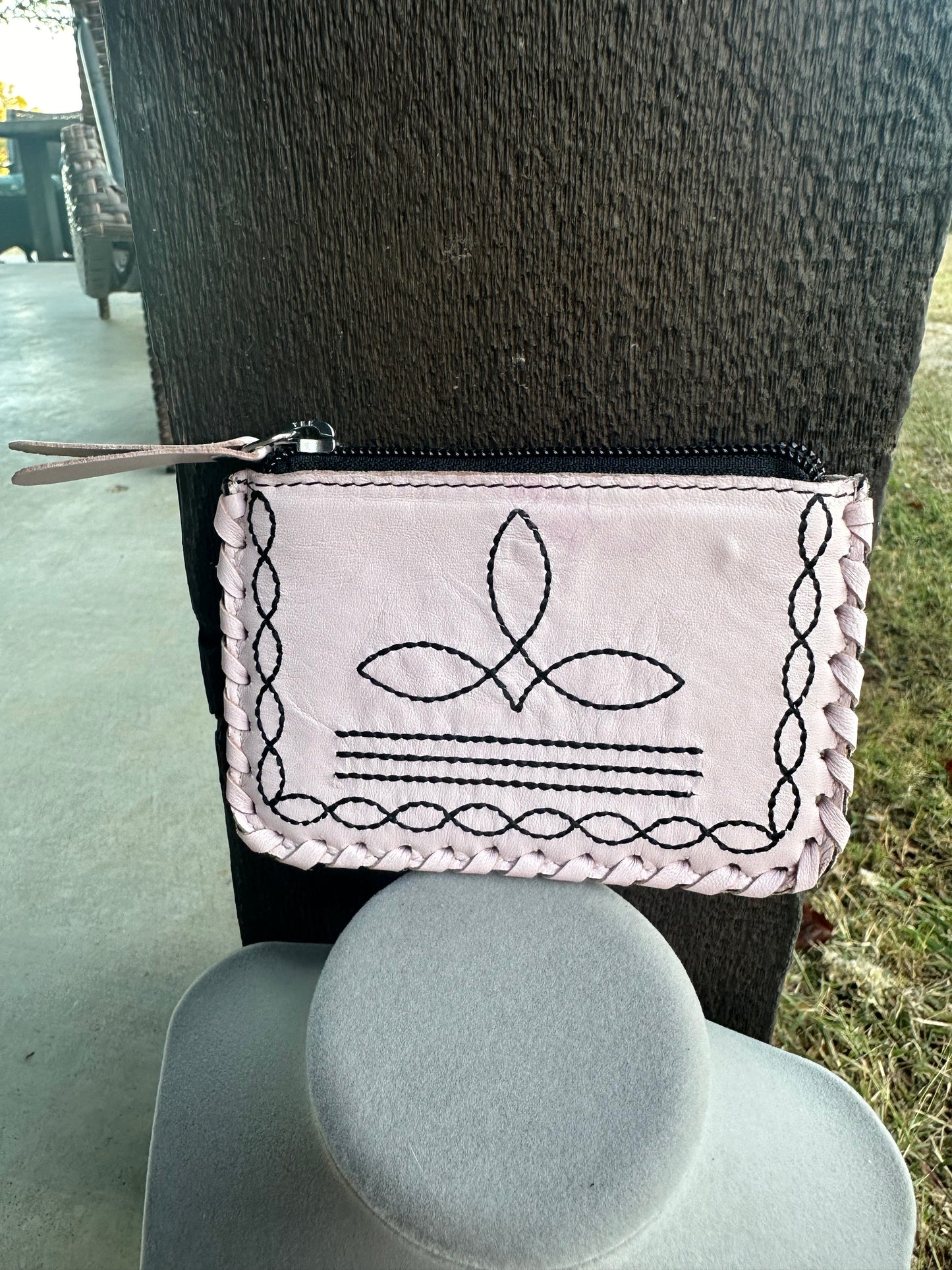 Boot stitch coin purse